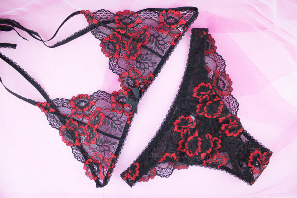 Lace Set - Bra And Panties